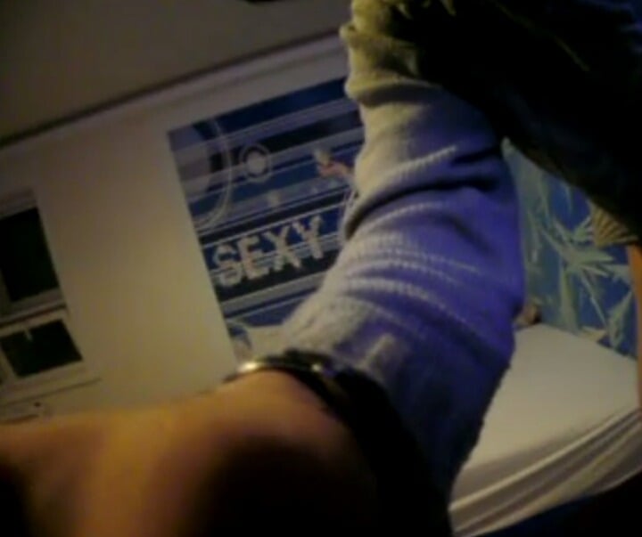 여친 씻으러 간 사이에 몰카 셋팅하는 남친들 | 인스티즈