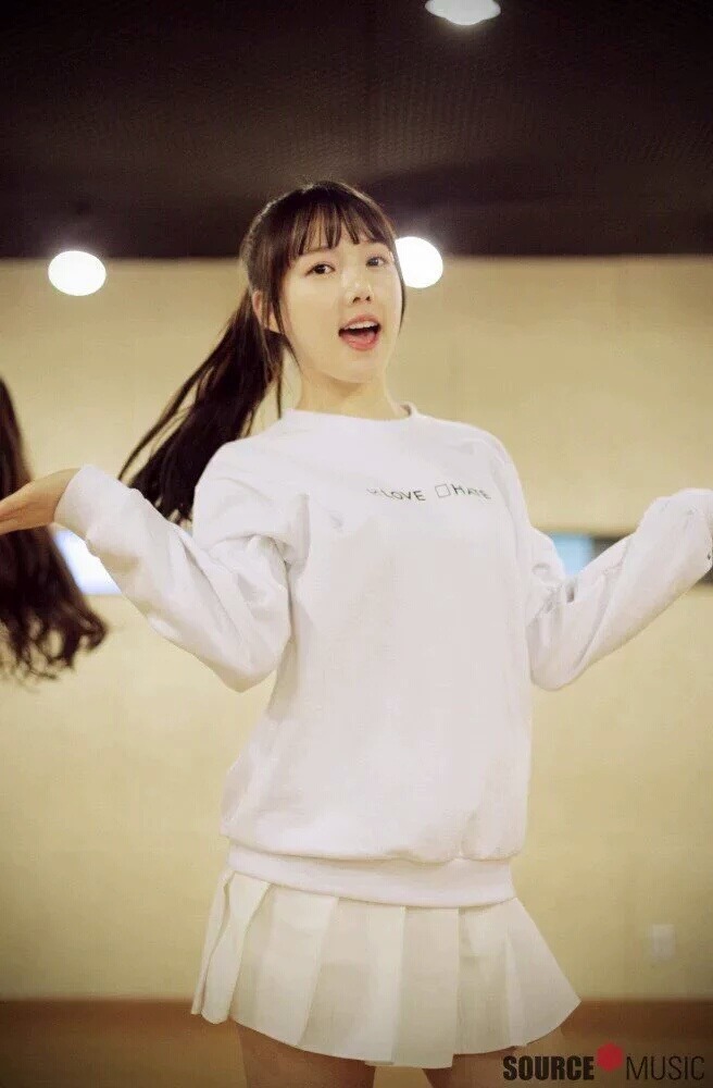 데뷔초 빵떡같았던 여자친구 예린 | 인스티즈