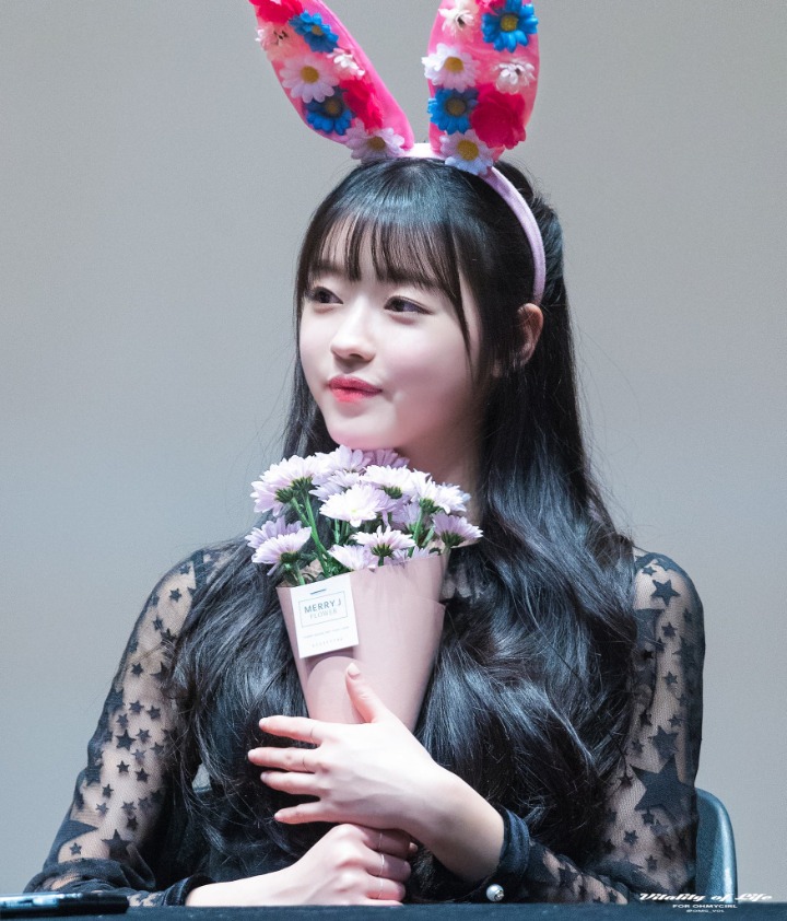 오마이걸 유아의 엄청난 비율.jpg | 인스티즈