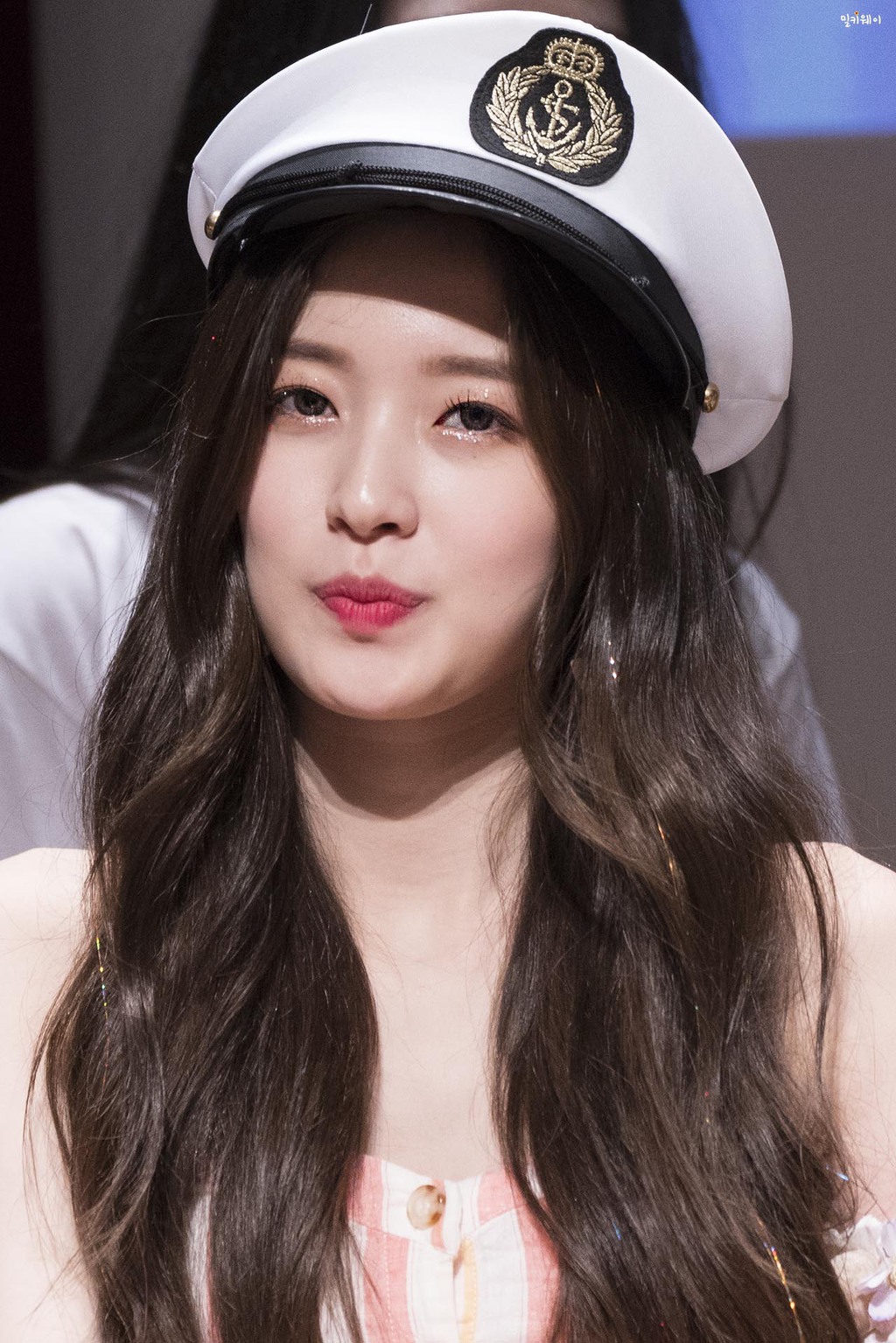 분위기있는 오마이걸 아린이.jpgif | 인스티즈