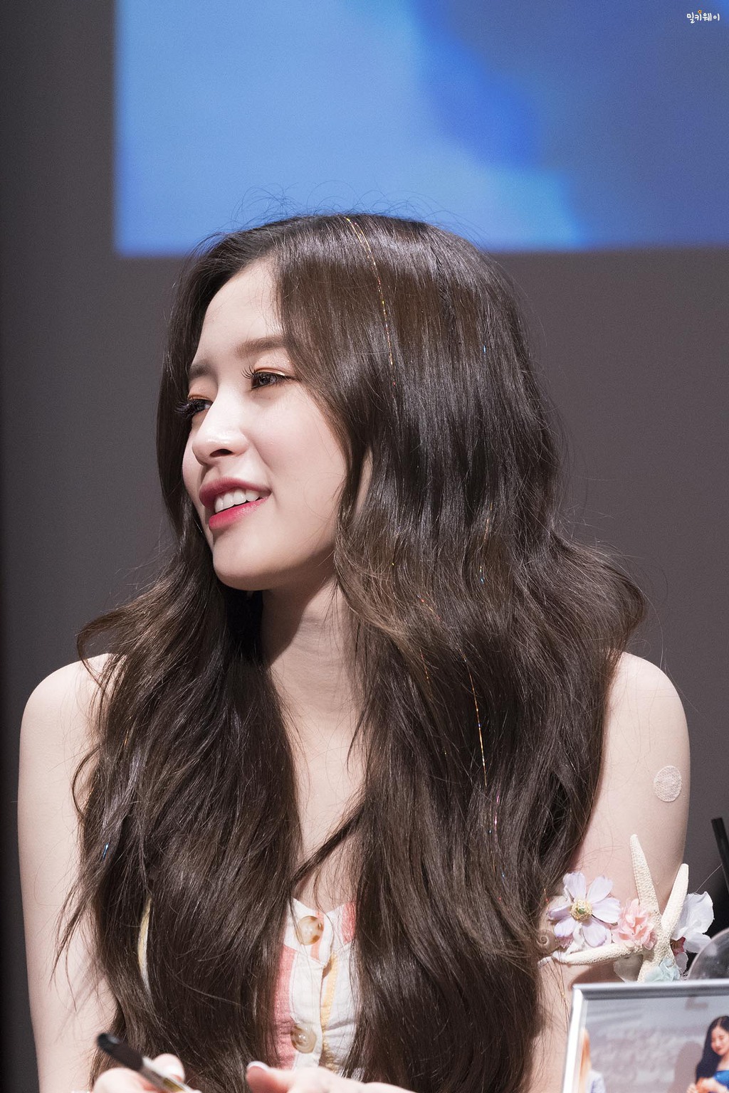 분위기있는 오마이걸 아린이.jpgif | 인스티즈