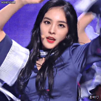 171119 인기가요 소나무 나현(예쁨주의).gif | 인스티즈