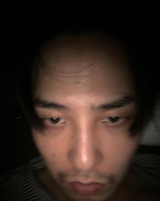 지드래곤이 유행시킬 것 같은 수염패션.jpg | 인스티즈