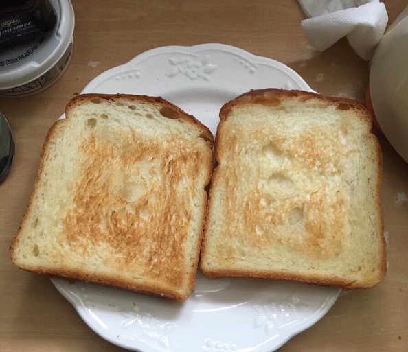 구워만 먹어도 맛있다는 파리바게뜨 식빵 투탑...jpg | 인스티즈