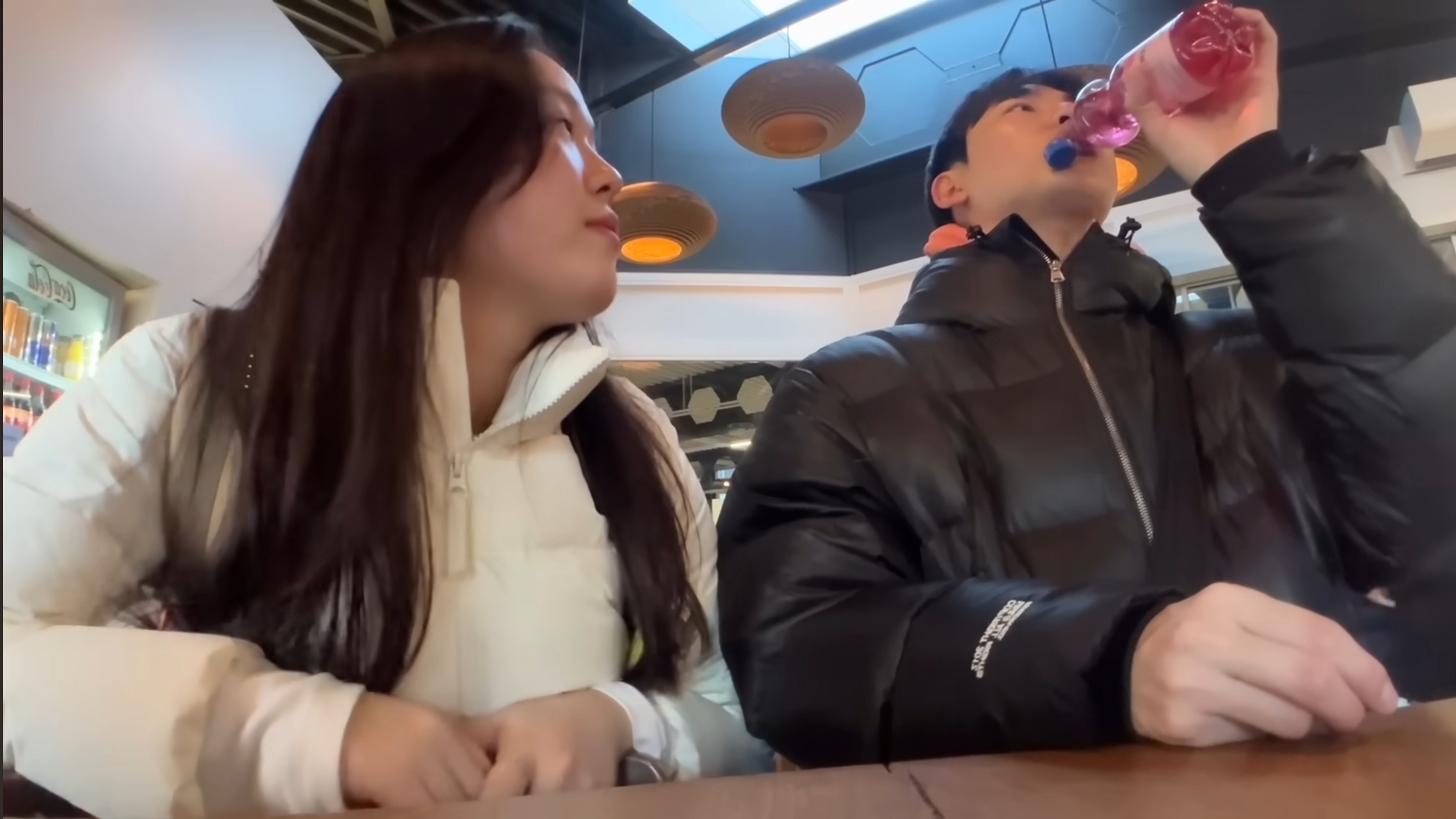 성격이 정반대라 더 웃긴 찰스(ENFP)와 승헌쓰(ISTP) | 인스티즈