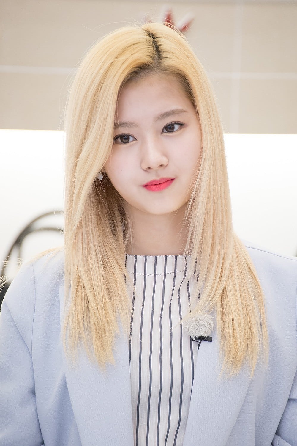 [twice] 주민 여러분이 선호하는 사나 헤어 스타일은???.jpg | 인스티즈