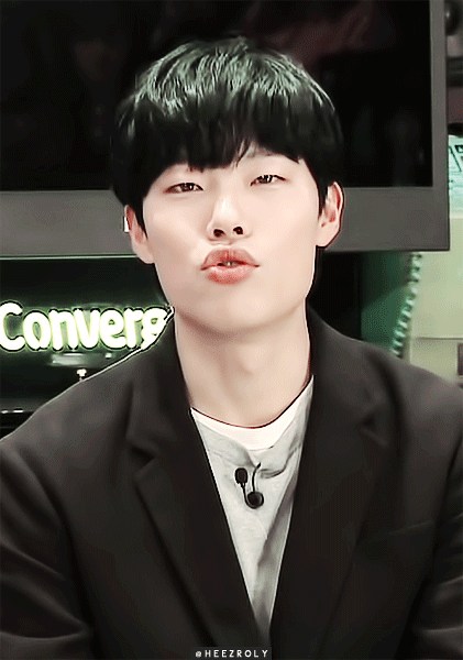 류준열이 여자들에게 인기 많은 이유 ㄷㄷ | 인스티즈