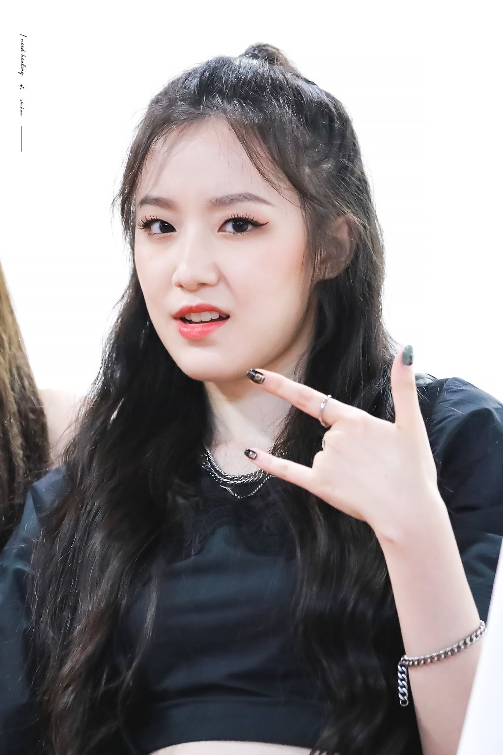 (여자)아이들의 백설공주 슈화.jpgif (161장) | 인스티즈