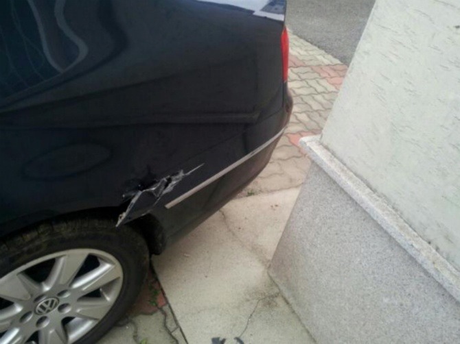 남자친구 차를 뿌셨어요... | 인스티즈