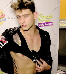 주말엔 꽃같은 미남도감 | 인스티즈