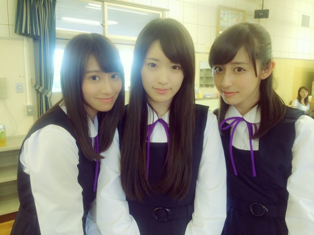 비주얼좋은 일본여자아이돌 그룹의 싱글별 교복 변천사 ㄷㄷㄷㄷㄷㄷ | 인스티즈