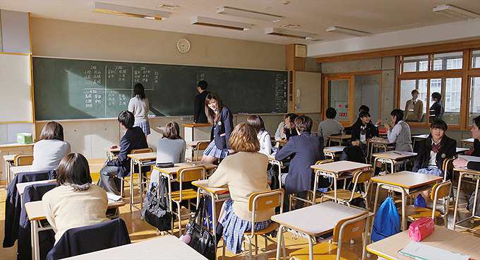 [늑대소녀와흑왕자] 남주가 쓰레기라 생각이 들다가도 와꾸보면 화가 풀리다가도 쓰레기라 생각이 드는 영화 04 | 인스티즈