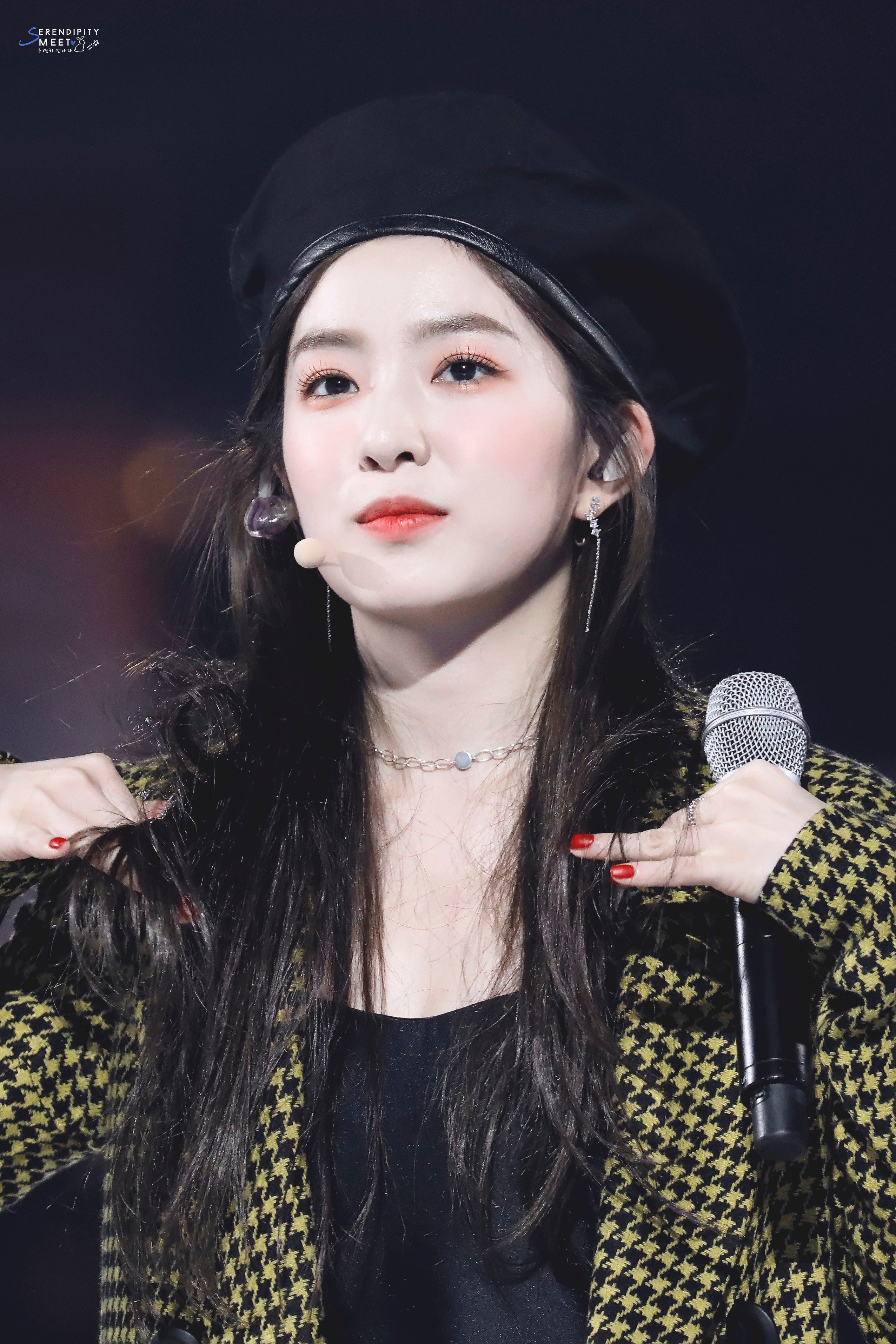 베레모가 잘어울리는 레드벨벳 아이린.jpgif | 인스티즈
