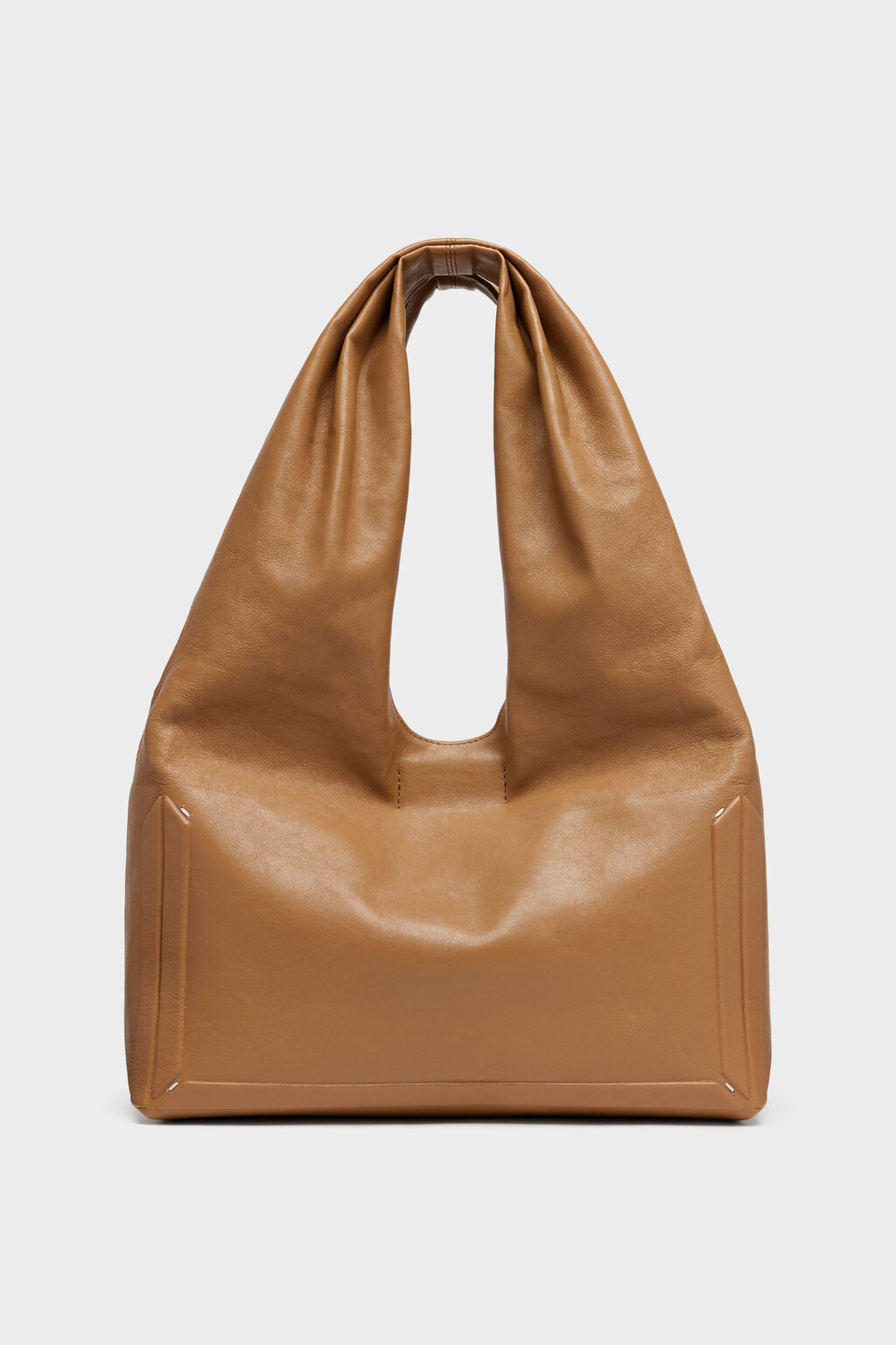 프랑스 명품 메종 마르지엘라가 최근 출시한 박스백 | 인스티즈