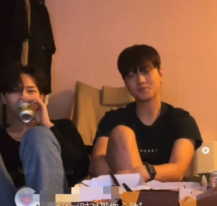 도파민 쫙 돌게 만드는 실제 게이커플이 공개연애 발표하는 방법.jpg | 인스티즈