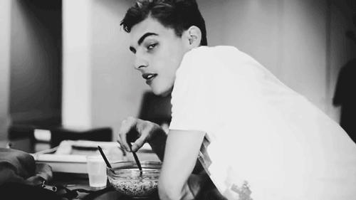 주말엔 꽃같은 미남도감 | 인스티즈