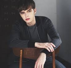 주말엔 꽃같은 미남도감 | 인스티즈