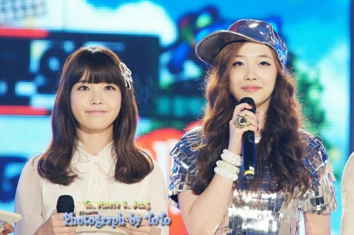 아이유와 설리 투샷 | 인스티즈