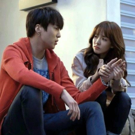 남자와의 키 차이 vs 손크기 차이 뭐가 더 발림포인트인가?.jpgif | 인스티즈