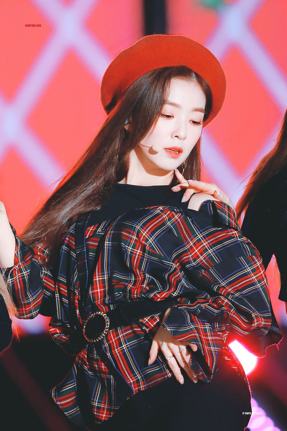베레모가 잘어울리는 레드벨벳 아이린.jpgif | 인스티즈