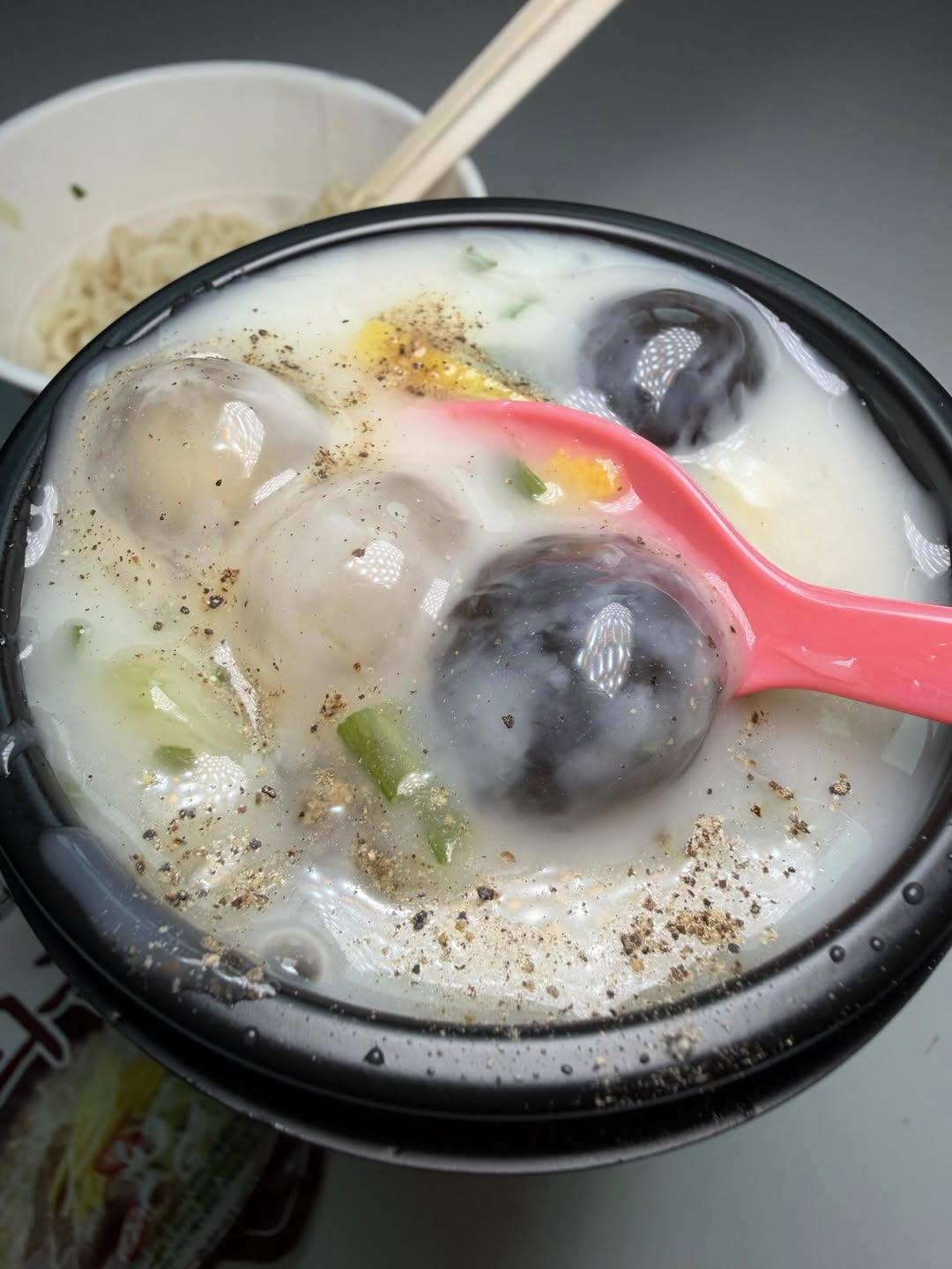 공차 신메뉴 사리곰탕펄국 실사.jpg | 인스티즈