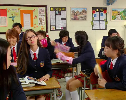 내가 기억하는 90년 대생 패션 템들. jpg | 인스티즈