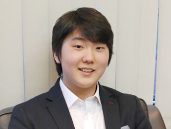 [조성진] 옷 하나 사서 곱게 쓰고 오래 입는 듯한 성진쓰 | 인스티즈