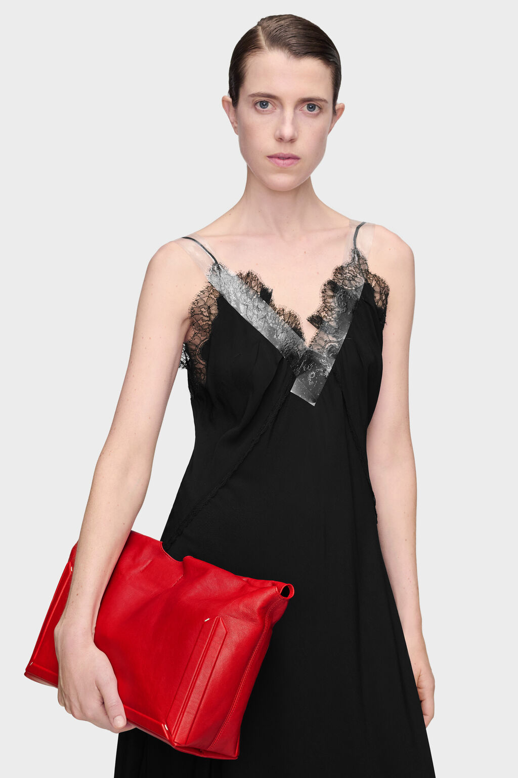 프랑스 명품 메종 마르지엘라가 최근 출시한 박스백 | 인스티즈