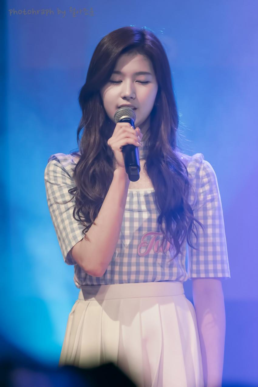 [twice] 주민 여러분이 선호하는 사나 헤어 스타일은???.jpg | 인스티즈