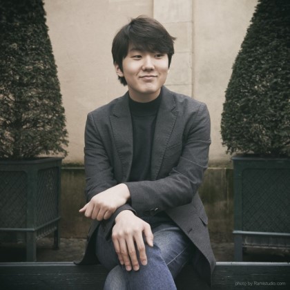 [조성진] 옷 하나 사서 곱게 쓰고 오래 입는 듯한 성진쓰 | 인스티즈