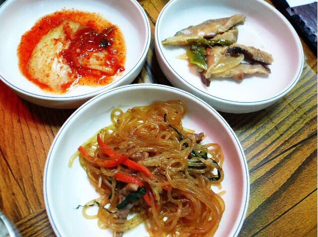 김치찌개와 잘 어울리는 BEST반찬 고르기 | 인스티즈