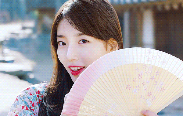 한복 입은 수지.gif | 인스티즈