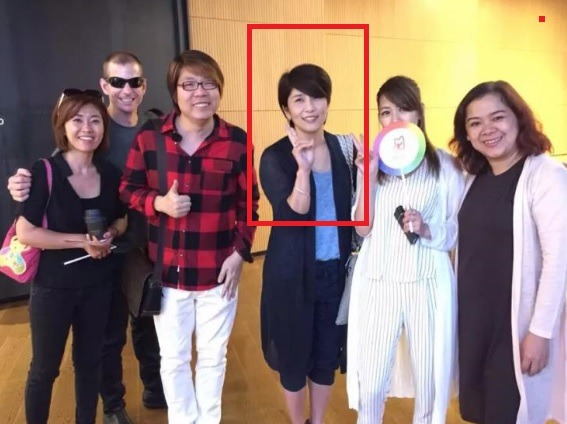 많이 젊어보이는 트와이스 사나 어머니.jpg | 인스티즈