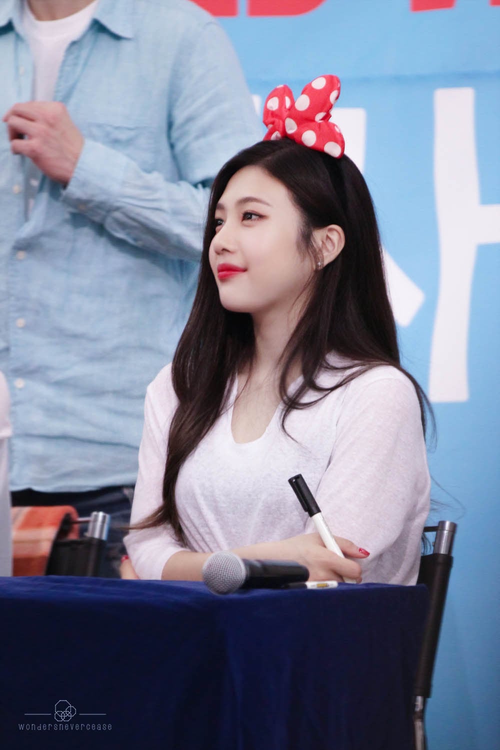 레드벨벳 조이 레전드중 하루로 뽑히는날 .jpg | 인스티즈