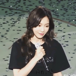 일기 스타일이 정말 다른 아이유와 태연 | 인스티즈