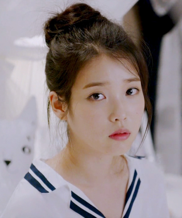 똥머리 아이유.jpgif | 인스티즈