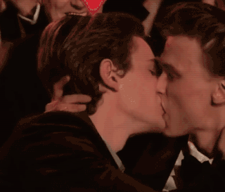시즌3 주인공 떡밥을 1년에 걸쳐 풀어놓은 노르웨이 드라마 SKAM 제작진의 노력.jpgif | 인스티즈