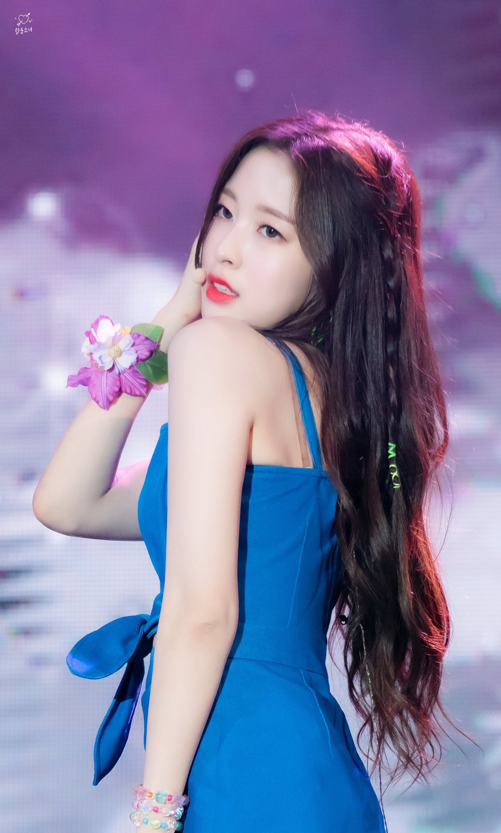 분위기있는 오마이걸 아린이.jpgif | 인스티즈