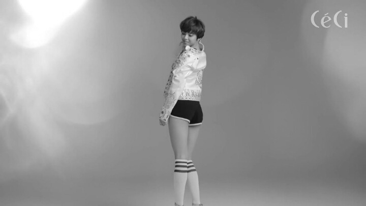비율이 좋고 다리 라인이 예쁜 트와이스 멤버... 정연 | 인스티즈