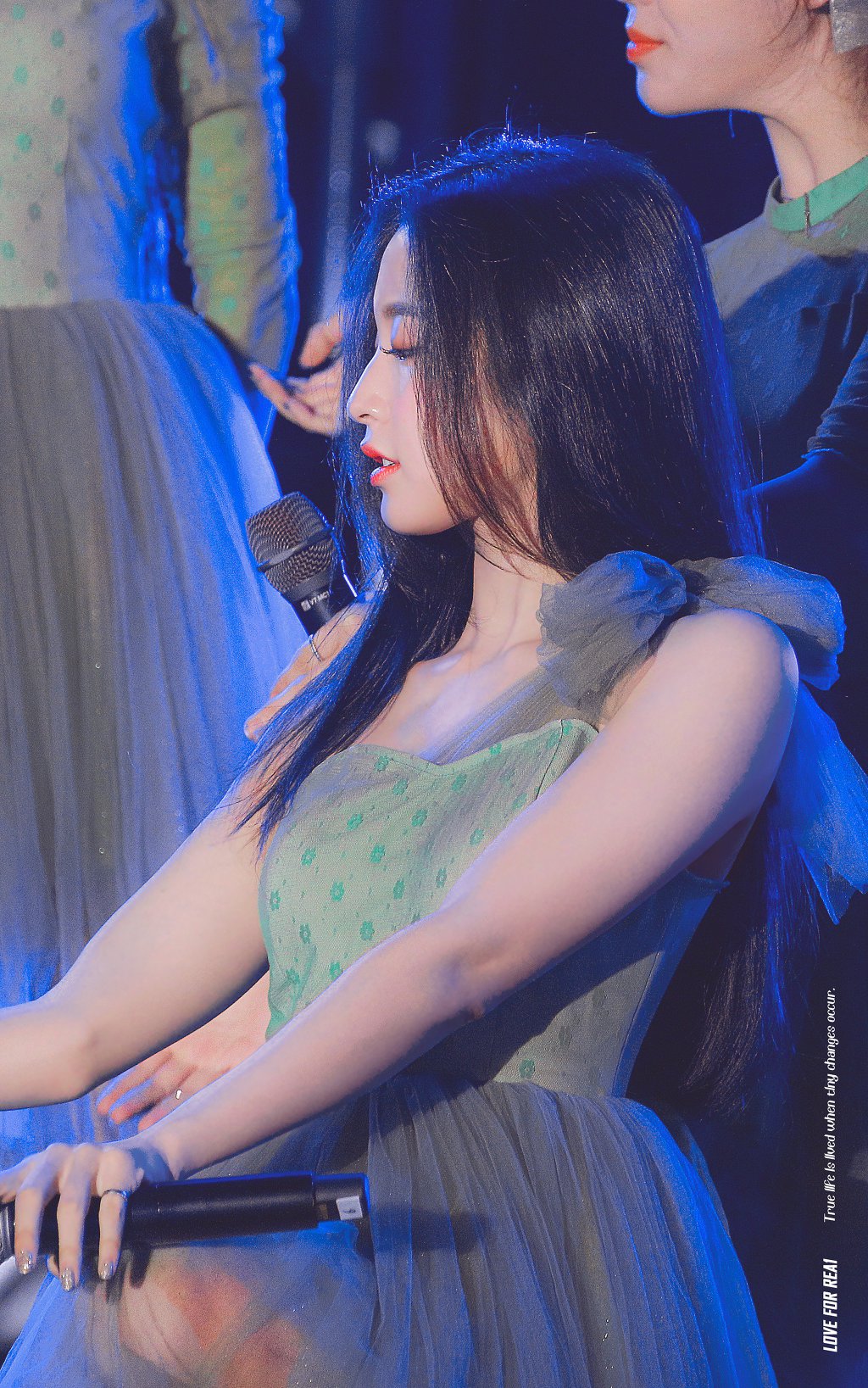 분위기있는 오마이걸 아린이.jpgif | 인스티즈