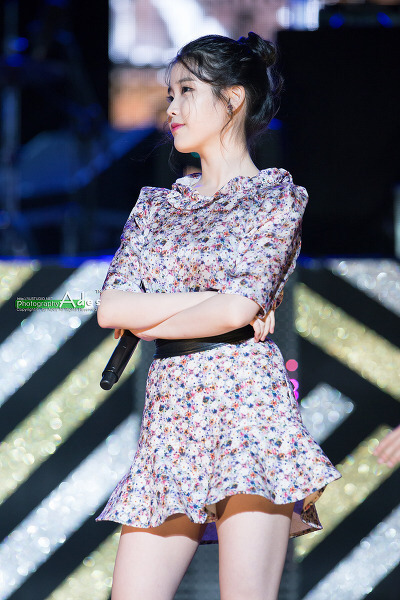 똥머리 아이유.jpgif | 인스티즈