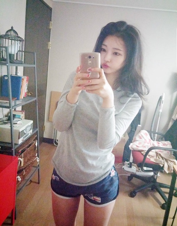 여자 BJ들의 노출 이대로 괜찮은가 #6.GIF | 인스티즈