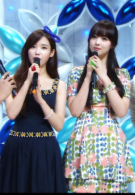 아이유와 설리 투샷 | 인스티즈