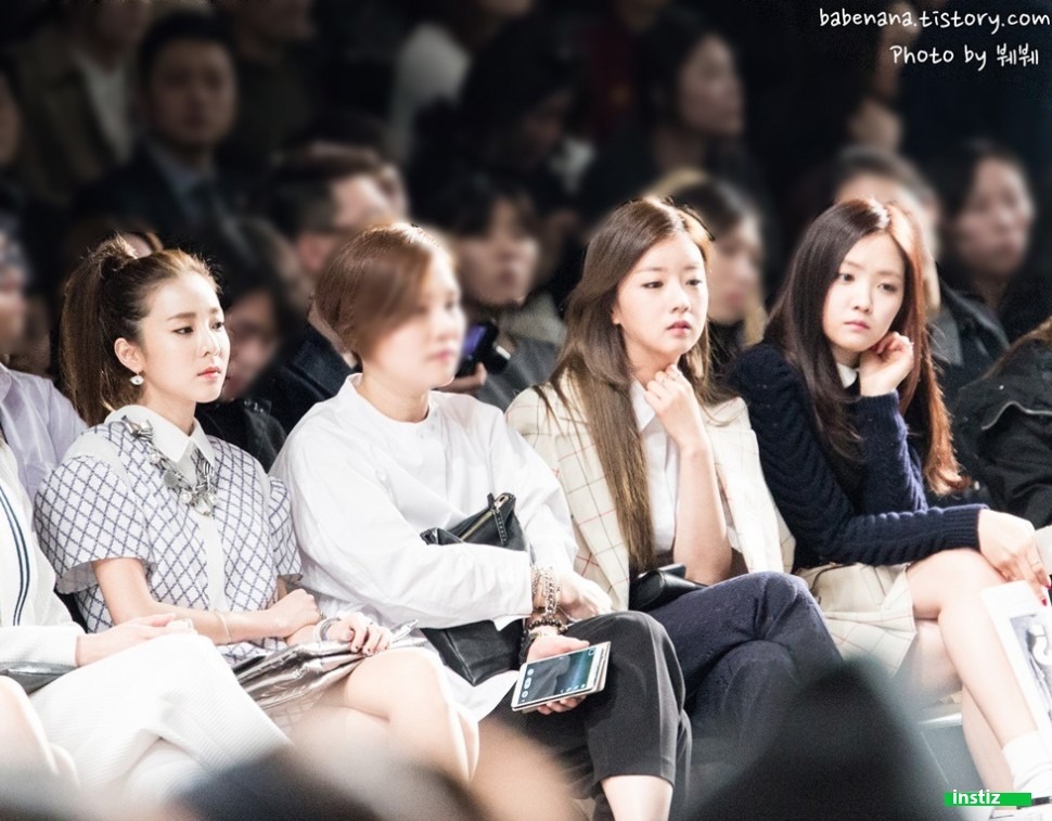 체구(덩치)가 정말 작은걸로 유명한 여자연예인 TOP3 (남자랑 키차이 체격차이...) | 인스티즈