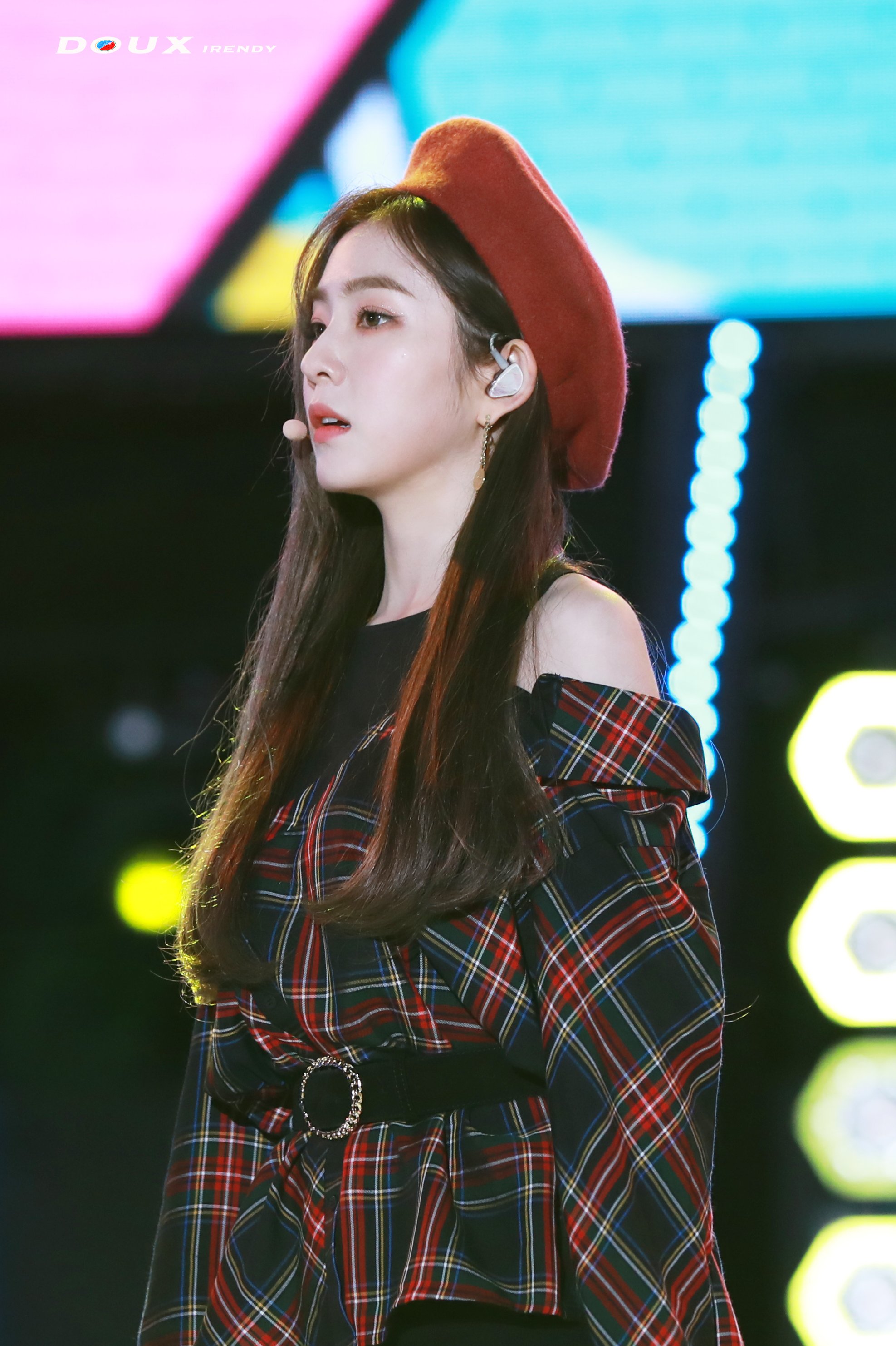 베레모가 잘어울리는 레드벨벳 아이린.jpgif | 인스티즈