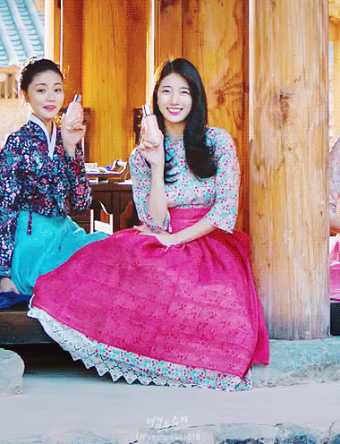 한복 입은 수지.gif | 인스티즈