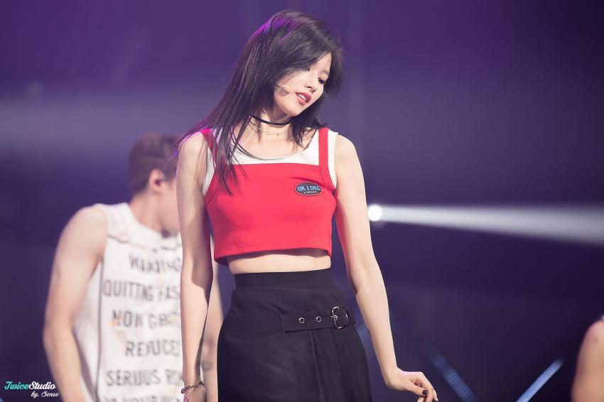 [twice] 주민 여러분이 선호하는 사나 헤어 스타일은???.jpg | 인스티즈