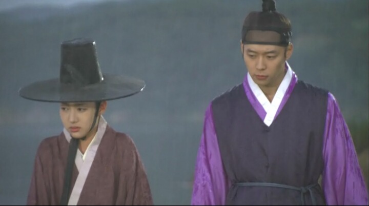 남녀 연예인 덩치+어깨차이 실감 짤.jpg | 인스티즈