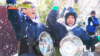 [런닝맨] 훈훈한 송지효와 남자멤버들4-유재석 | 인스티즈