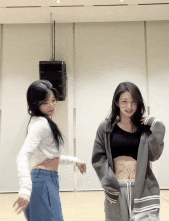은근 섹시 하다는 후로미스나인 이채영 몸매.jpgif | 인스티즈